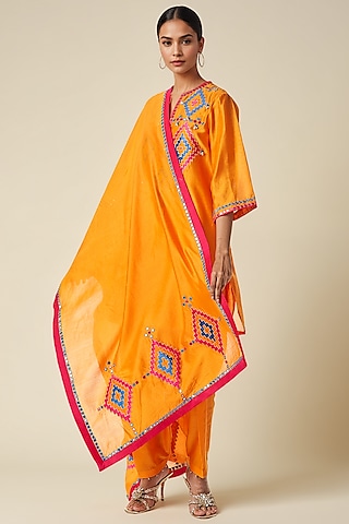 Mango Chanderi Ikat Applique Dupatta by Gulabo By Abu Sandeep