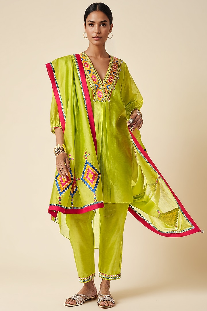 Lime Green Chanderi Ikat Applique Dupatta by Gulabo By Abu Sandeep at Pernia's Pop Up Shop