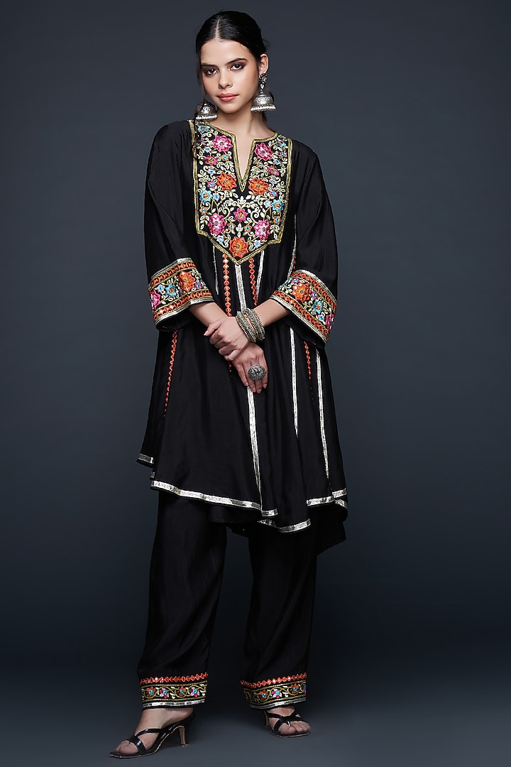 Black Viscose Chanderi Silk Straight Kurta by Gulabo By Abu Sandeep at Pernia's Pop Up Shop