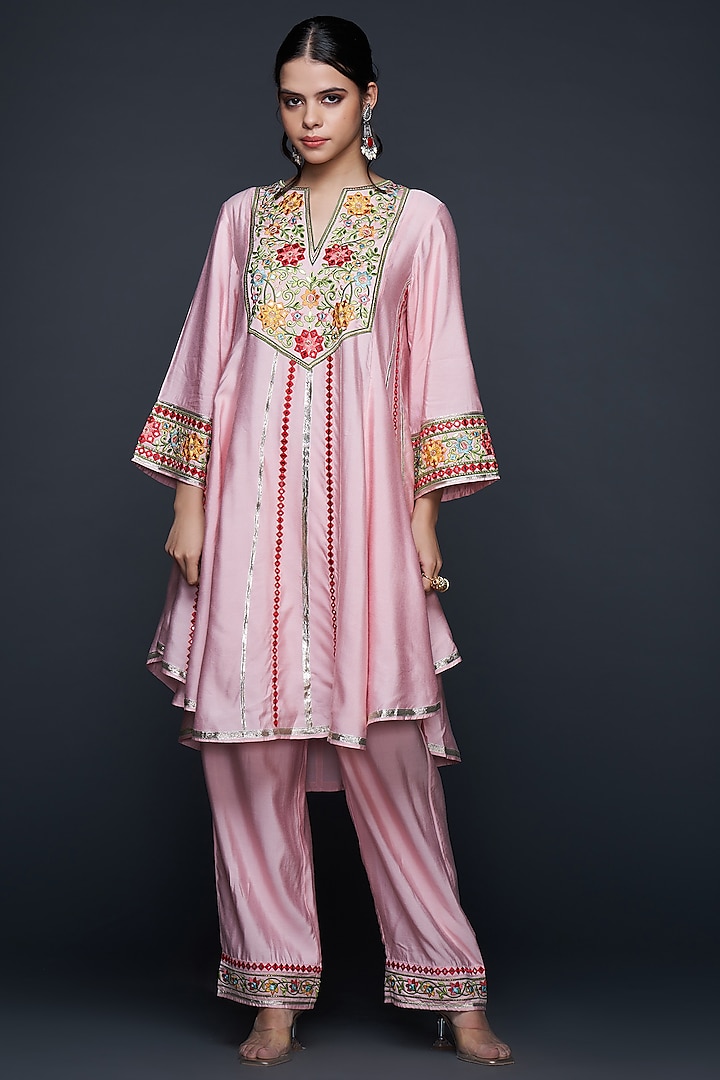 Pink Viscose Chanderi Silk Straight Kurta by Gulabo By Abu Sandeep