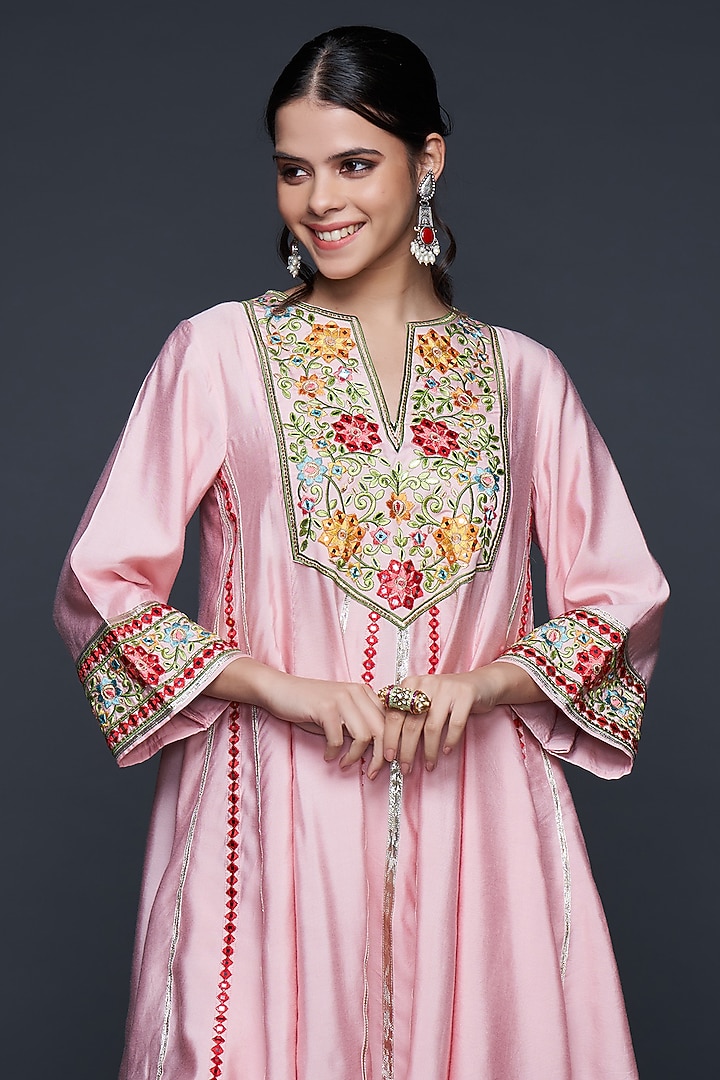 Pink Viscose Chanderi Silk Straight Kurta by Gulabo By Abu Sandeep at Pernia's Pop Up Shop