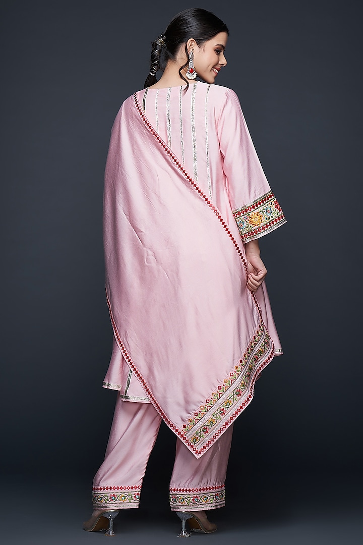 Pink Viscose Chanderi Silk Dupatta by Gulabo By Abu Sandeep at Pernia's Pop Up Shop