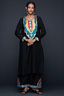 product-color-Black