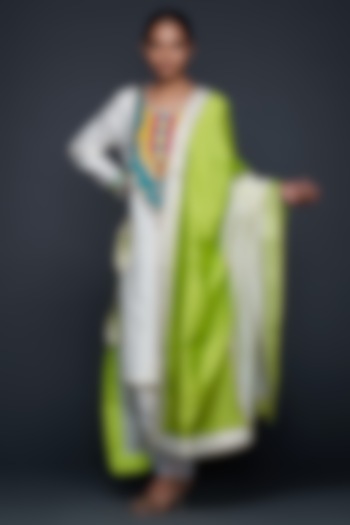 Off-White Cotton Silk Two Toned Dupatta by Gulabo By Abu Sandeep at Pernia's Pop Up Shop