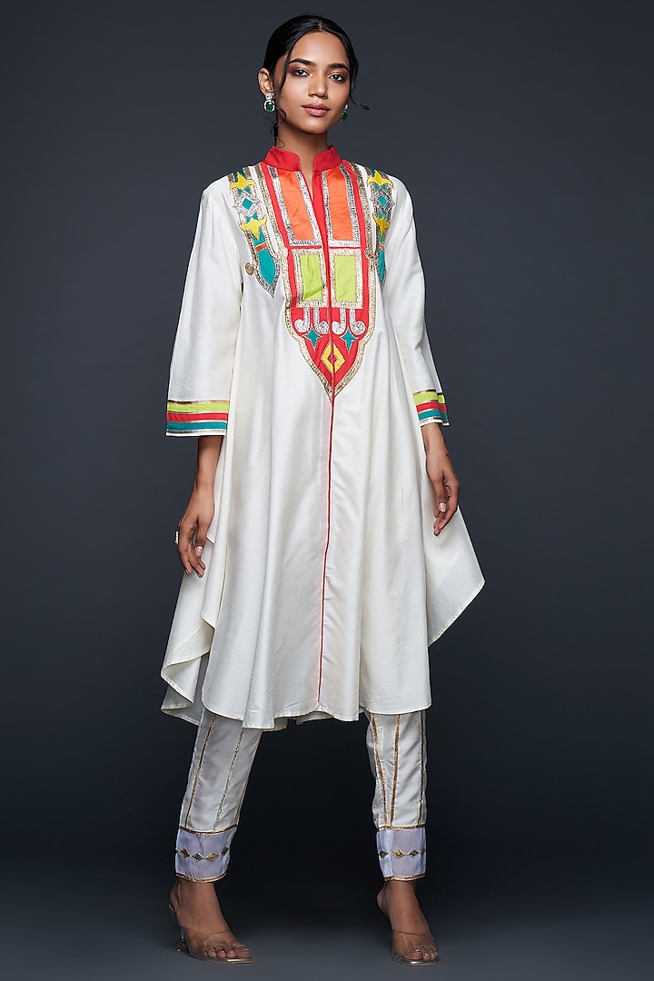 Off-White Cotton Silk D-Tunic by Gulabo By Abu Sandeep at Pernia's Pop Up Shop