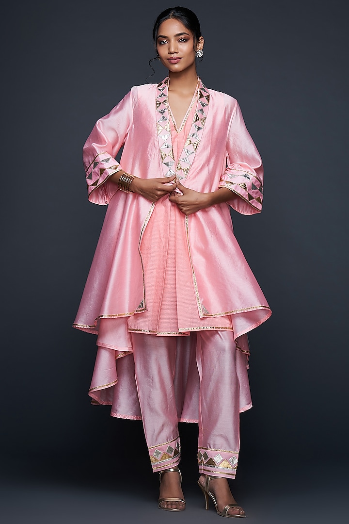 Peach Jamdani Layered Coat by Gulabo By Abu Sandeep at Pernia's Pop Up Shop