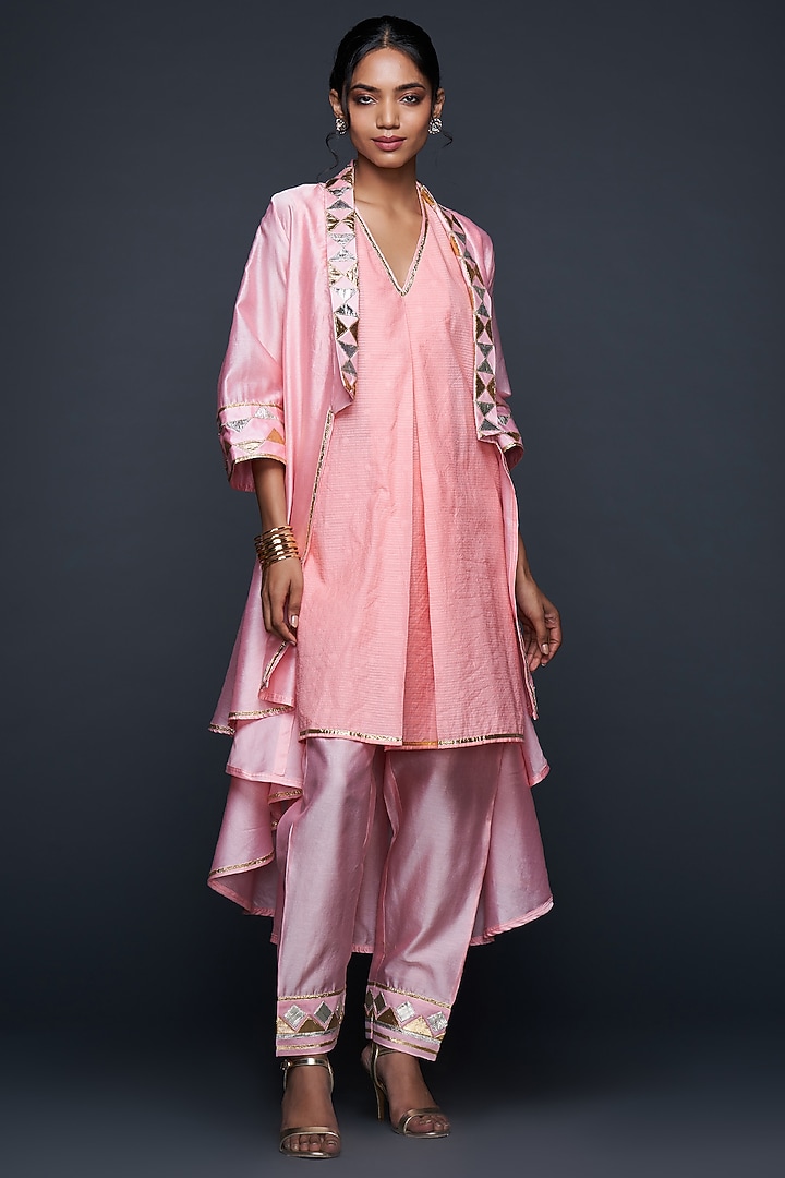 Peach Jamdani Layered Coat by Gulabo By Abu Sandeep at Pernia's Pop Up Shop