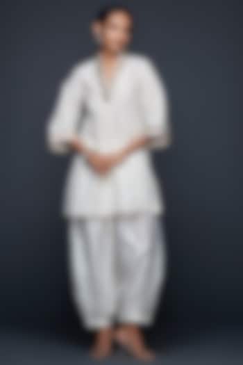 Off-White Jamdani Salwar Pants by Gulabo By Abu Sandeep at Pernia's Pop Up Shop