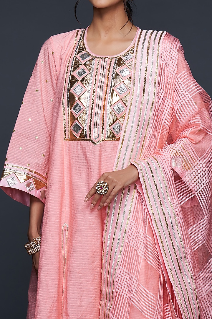 Peach Jamdani Gota Applique Layered Kurta by Gulabo By Abu Sandeep at Pernia's Pop Up Shop