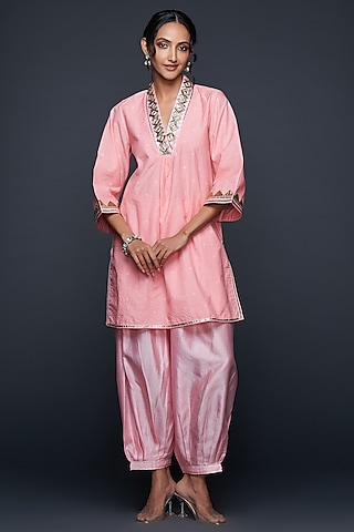 Peach Jamdani Gota Applique Tunic by Gulabo By Abu Sandeep