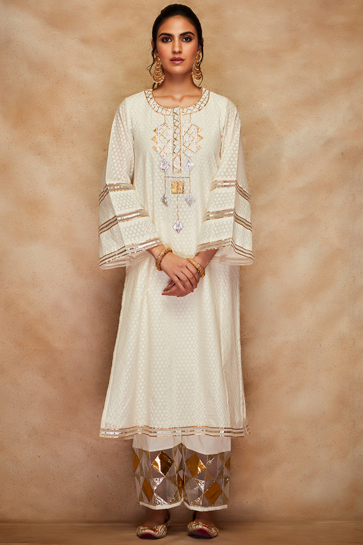 Off-White Kalidar Kurta by Gulabo By Abu Sandeep at Pernia's Pop Up Shop