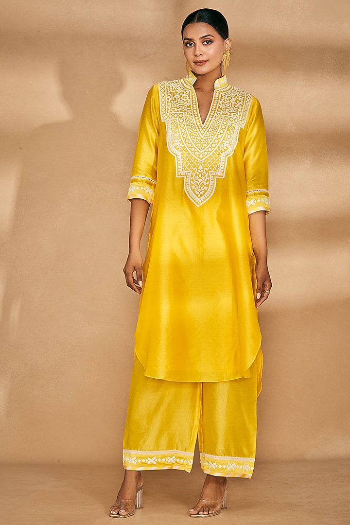 Yellow Chanderi Embroidered Collared Kurta by Gulabo By Abu Sandeep at Pernia's Pop Up Shop