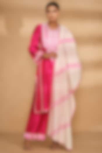 Pink Chanderi Embroidered Stole by Gulabo By Abu Sandeep