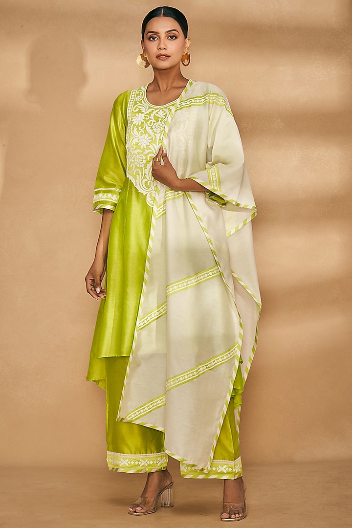 Lime Green Chanderi Embroidered Stole by Gulabo By Abu Sandeep