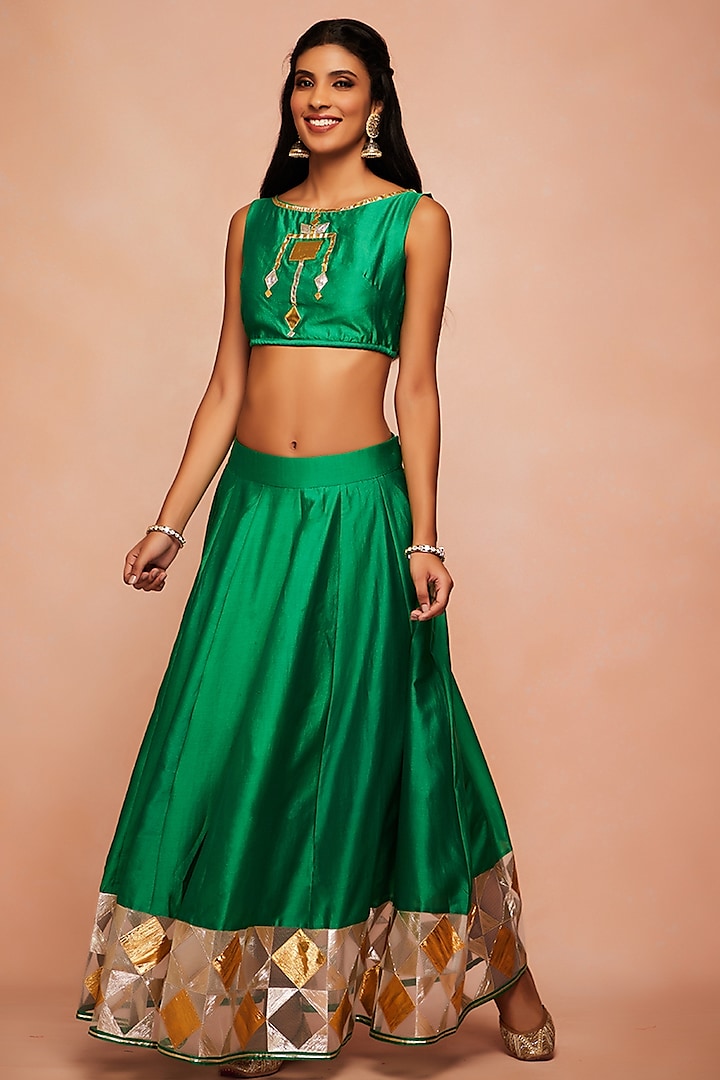 Green Embroidered Flared Skirt by Gulabo By Abu Sandeep