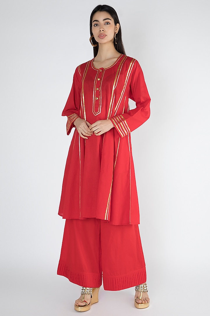 Bright Red Embroidered Kurta by Gulabo By Abu Sandeep at Pernia's Pop Up Shop