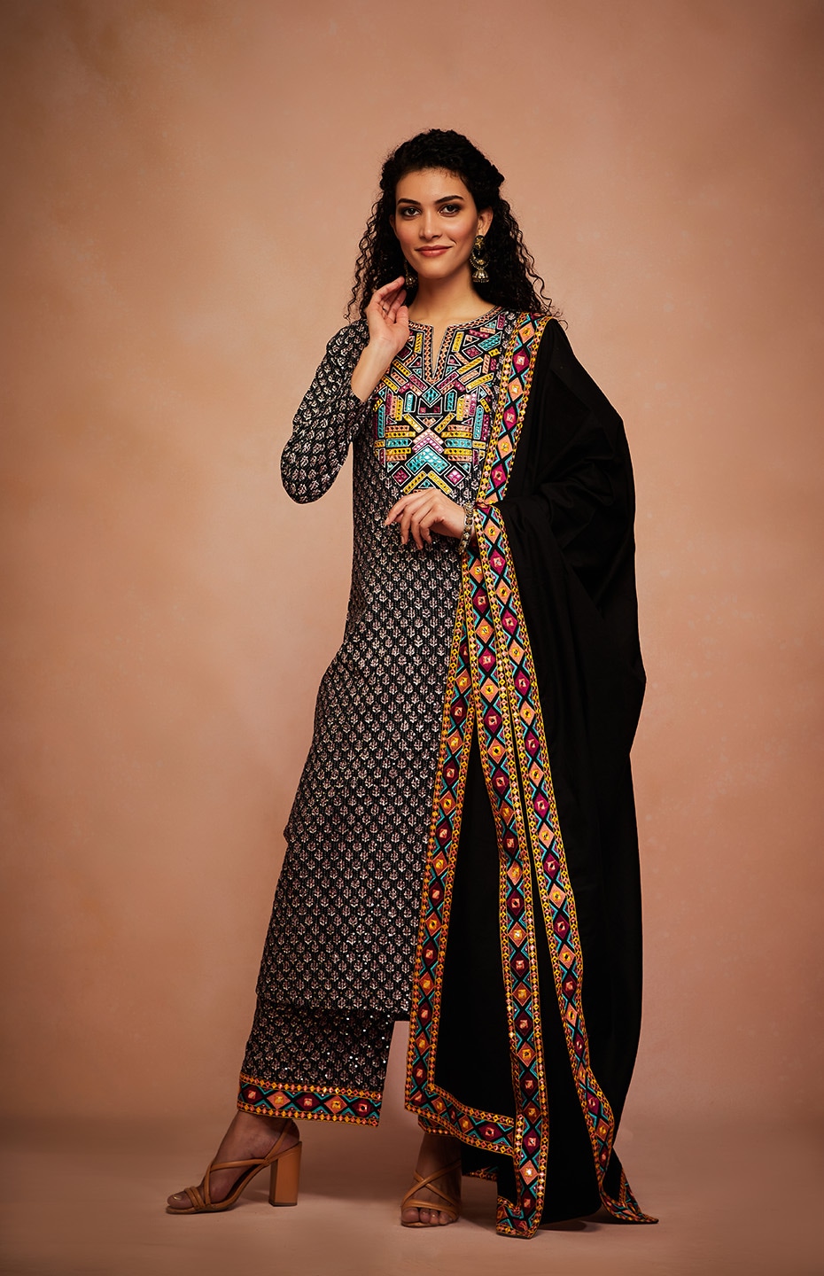Buy Orange Chanderi Embroidered Applique Mandarin Collar Floral Kurta For  Women by Gulabo by Abu Sandeep Online at Aza Fashions.