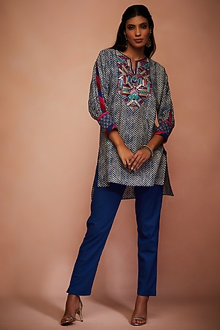 Cobalt Blue Cotton Cigarette Pants by Gulabo By Abu Sandeep