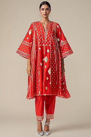 Red Modal Chanderi Kurta Set by Gulabo By Abu Sandeep