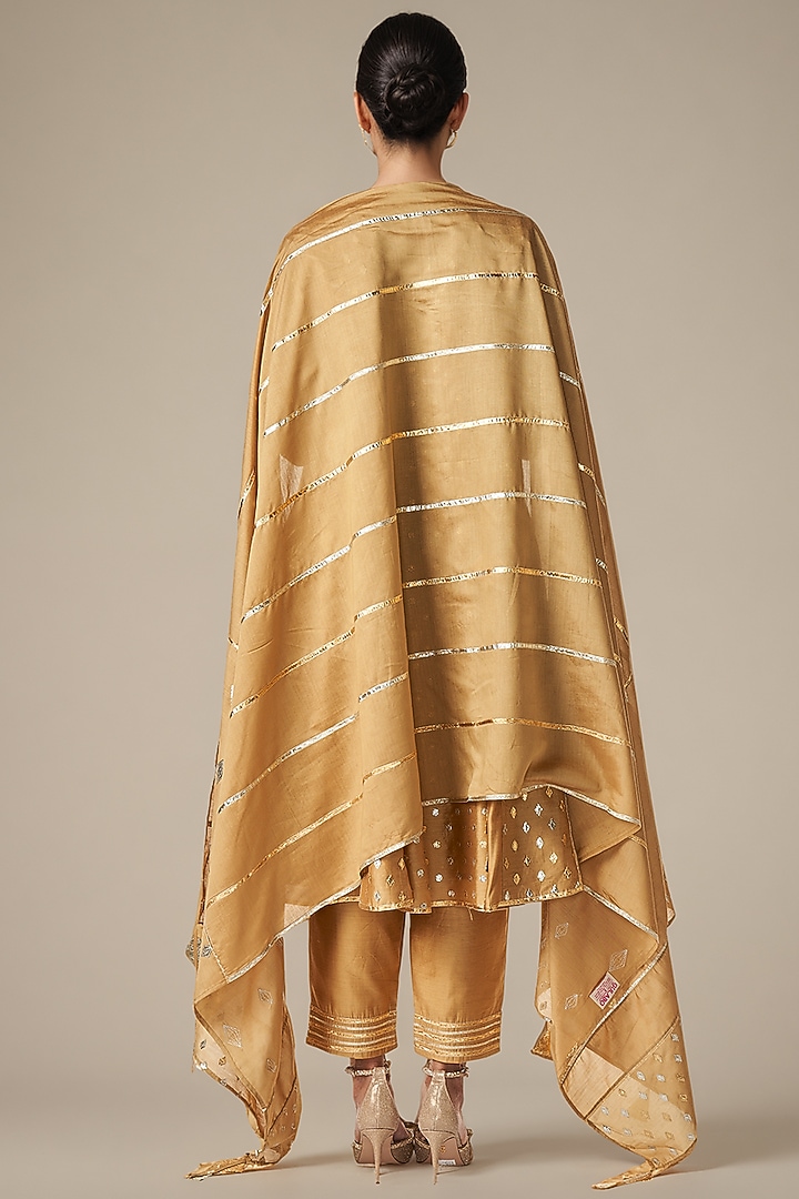 Beige Modal Chanderi Gota Dupatta by Gulabo By Abu Sandeep at Pernia's Pop Up Shop