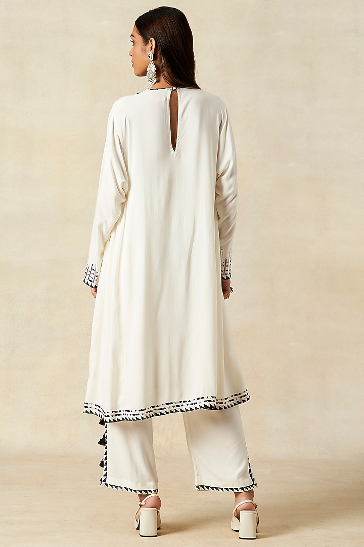 Off-White Rayon Kalidar Kurta by Gulabo By Abu Sandeep at Pernia's Pop Up Shop