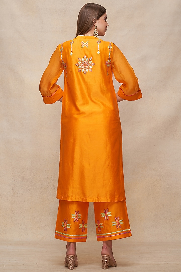 Mango Yellow Chanderi Gota Embroidered Straight Kurta by Gulabo By Abu Sandeep at Pernia's Pop Up Shop