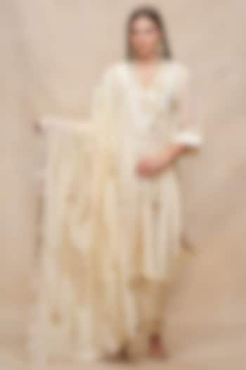 Off-White Chanderi Gota Work Dupatta by Gulabo By Abu Sandeep at Pernia's Pop Up Shop