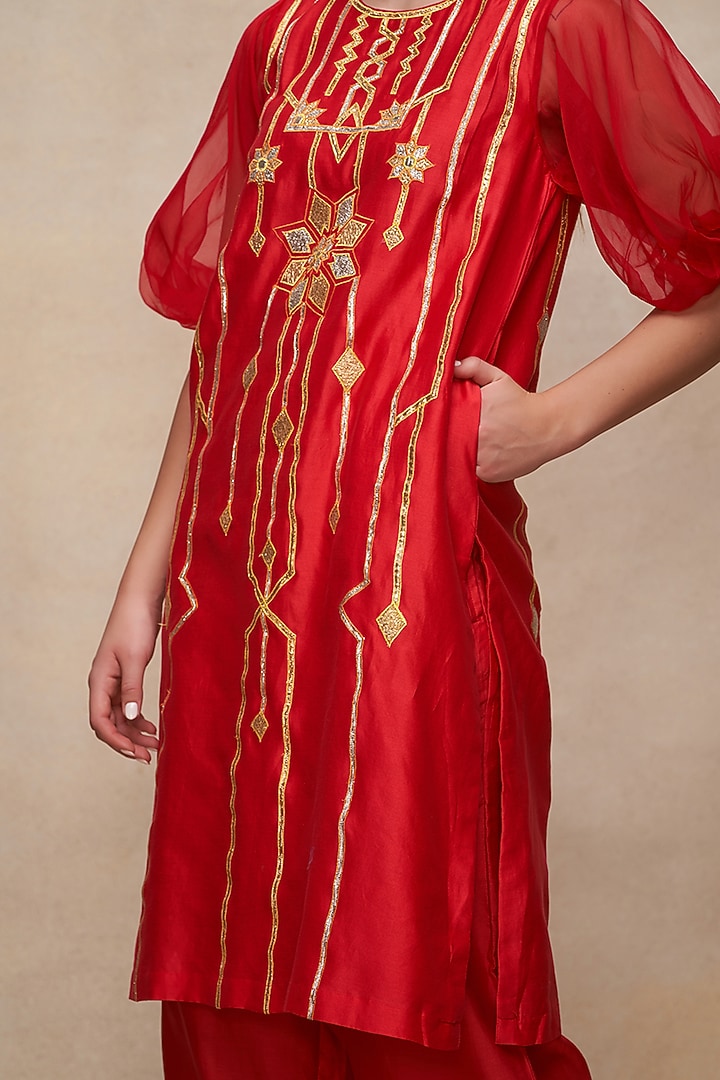 Red Chanderi Gota Work Short Kurta by Gulabo By Abu Sandeep at Pernia's Pop Up Shop