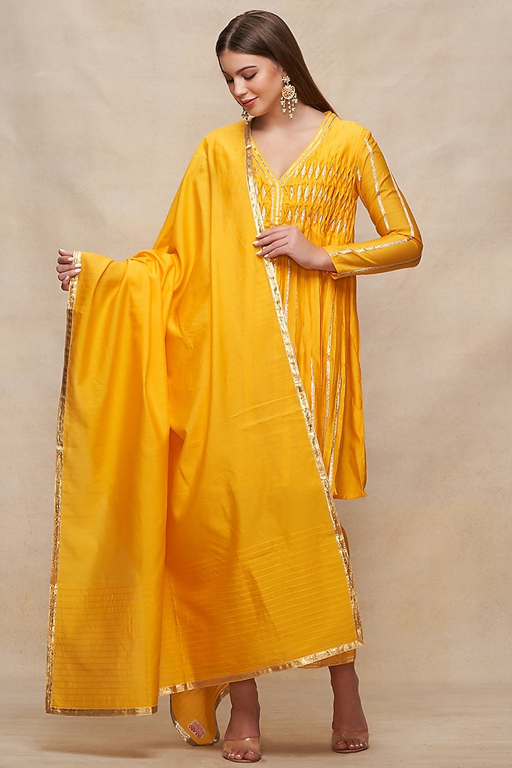 Mustard Chanderi Gota Work Dupatta by Gulabo By Abu Sandeep at Pernia's Pop Up Shop