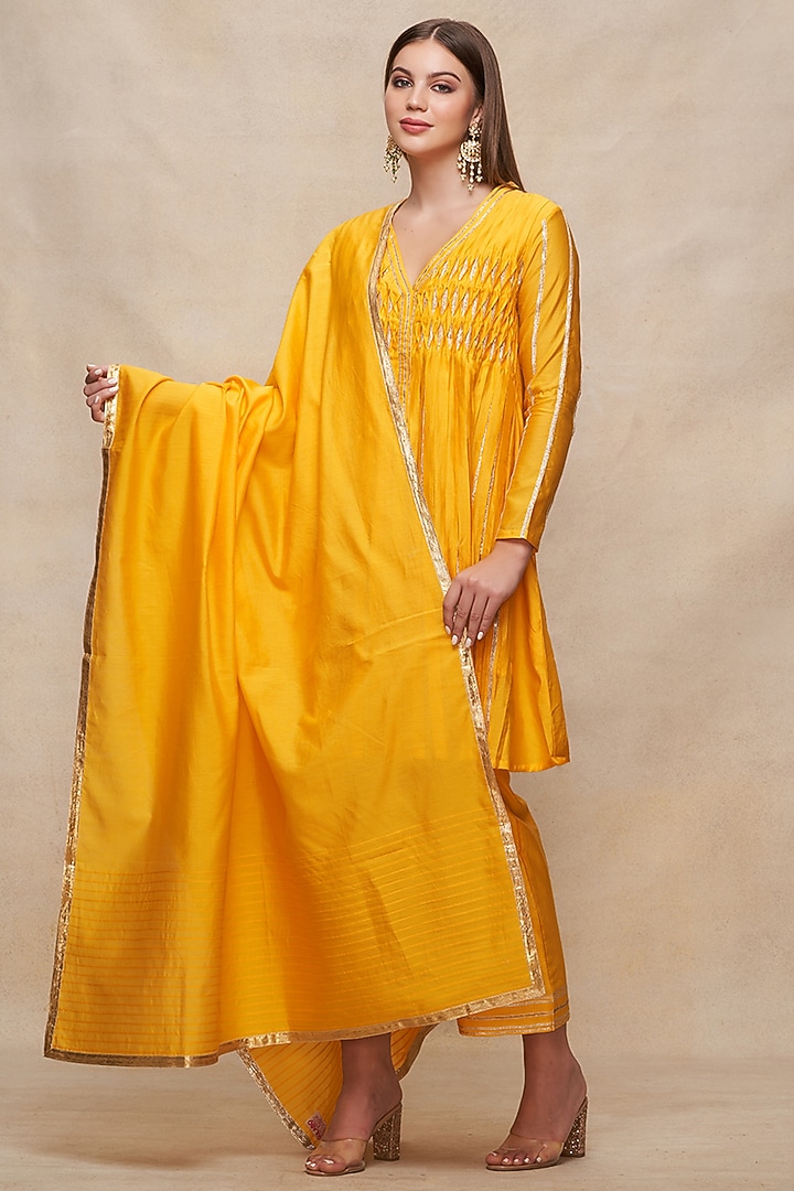 Mustard Chanderi Gota Work Dupatta by Gulabo By Abu Sandeep at Pernia's Pop Up Shop