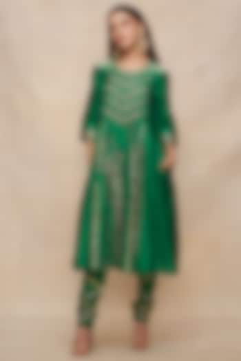 Green Chanderi Gota Work Pleated Kurta by Gulabo By Abu Sandeep at Pernia's Pop Up Shop