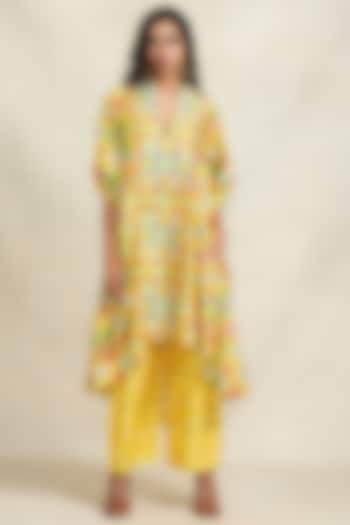 Yellow Chanderi Sequins Embroidered Tunic by Gulabo By Abu Sandeep