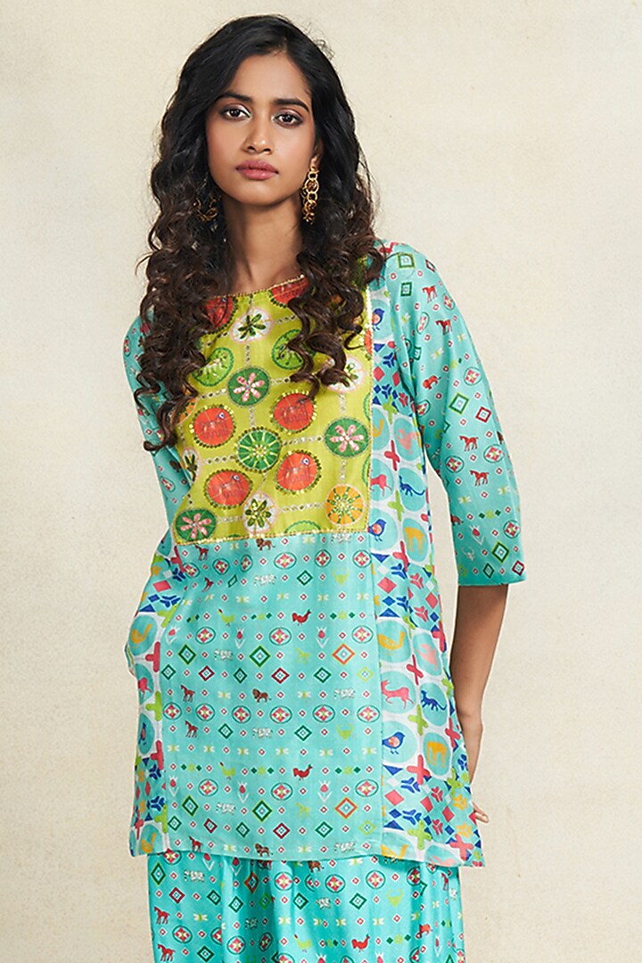 Turquoise Chanderi Sequins Embroidered Kurta by Gulabo By Abu Sandeep at Pernia's Pop Up Shop