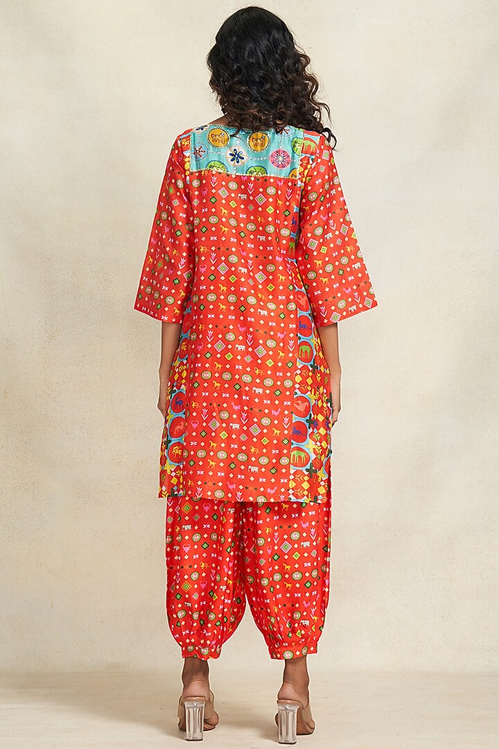 Red Chanderi Sequins Embroidered Kurta by Gulabo By Abu Sandeep at Pernia's Pop Up Shop