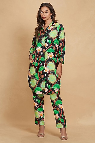 Black Linen Floral Digital Printed Straight Pant by Gulabo By Abu Sandeep