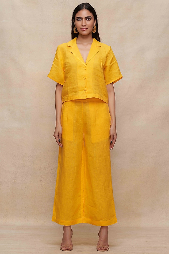 Yellow Linen Straight Pants by Gulabo By Abu Sandeep
