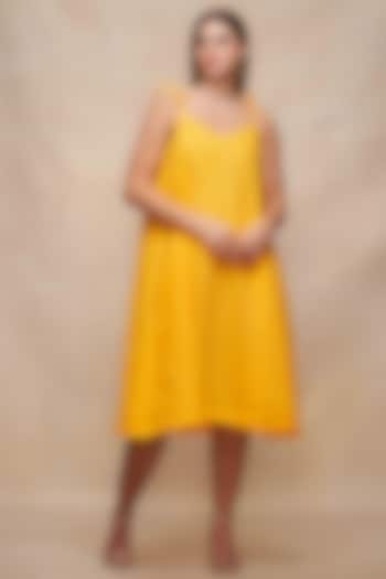 Yellow Linen Oversized Slip Dress by Gulabo By Abu Sandeep
