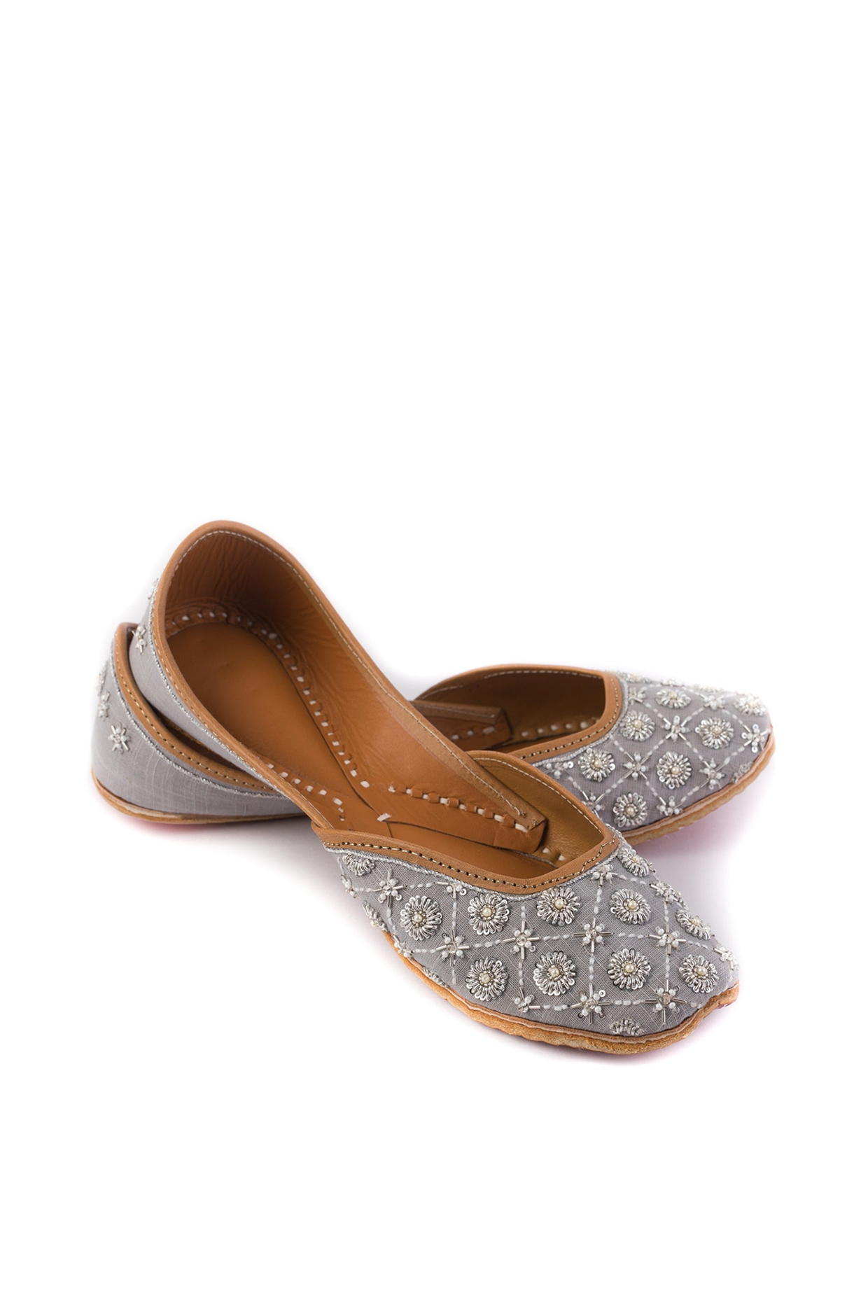 Grey Leather Cutdana & Dabka Handwork Juttis by Shilpsutra at Pernia's Pop Up Shop
