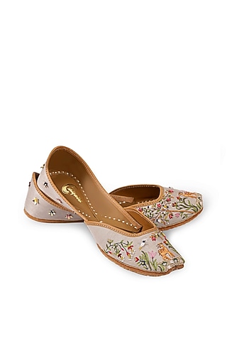 Grey Leather Resham Thread & Beaded Embroidered Juttis by Shilpsutra