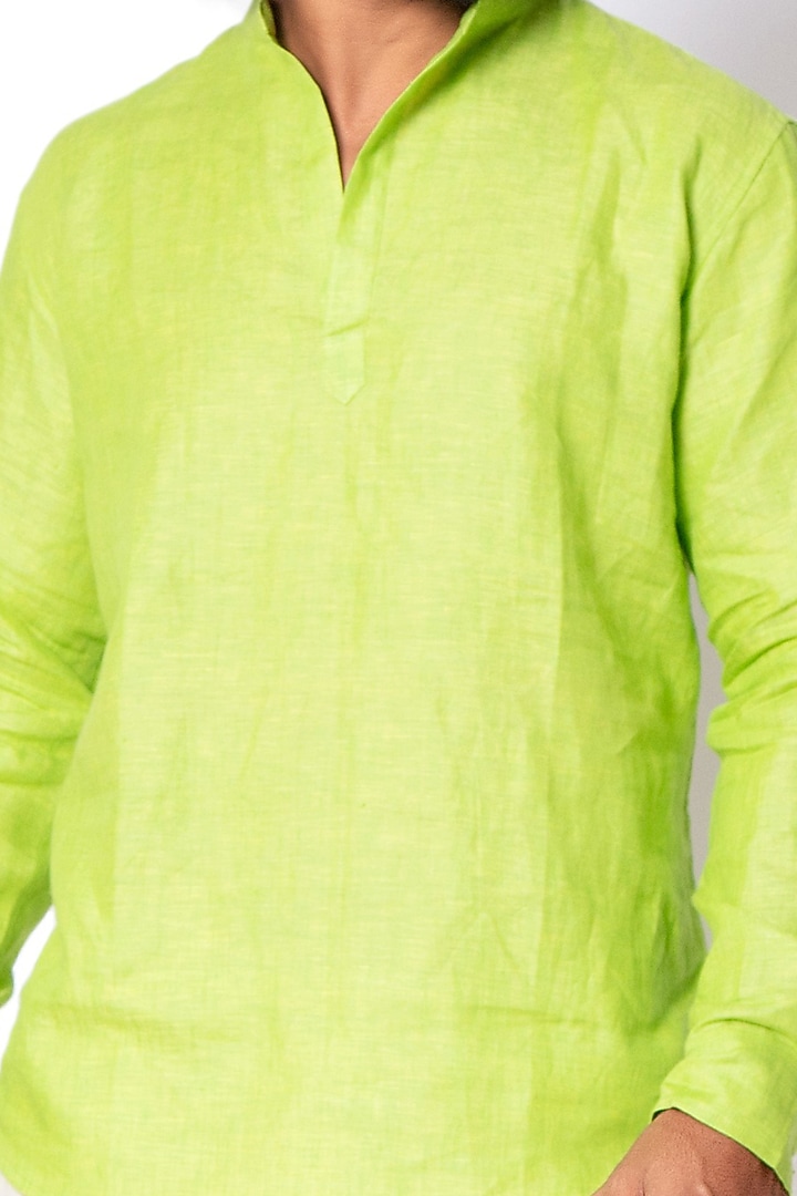 Lime Pure Linen Short Kurta by Sepia Stories Men at Pernia's Pop Up Shop