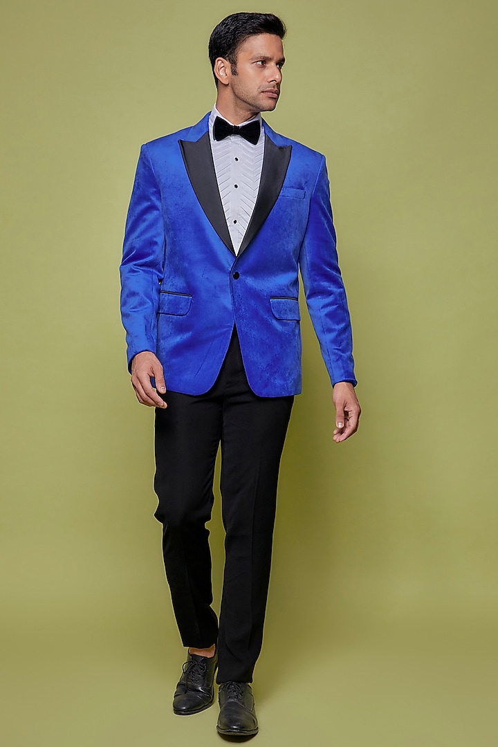 Buy SVEN SUITS Electric Blue Velvet Tuxedo Set at 2023
