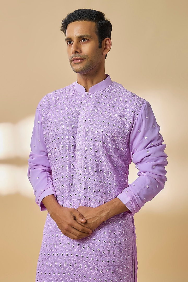 Lilac Georgette Thread Embroidered Kurta Set by SVEN SUITS at Pernia's Pop Up Shop