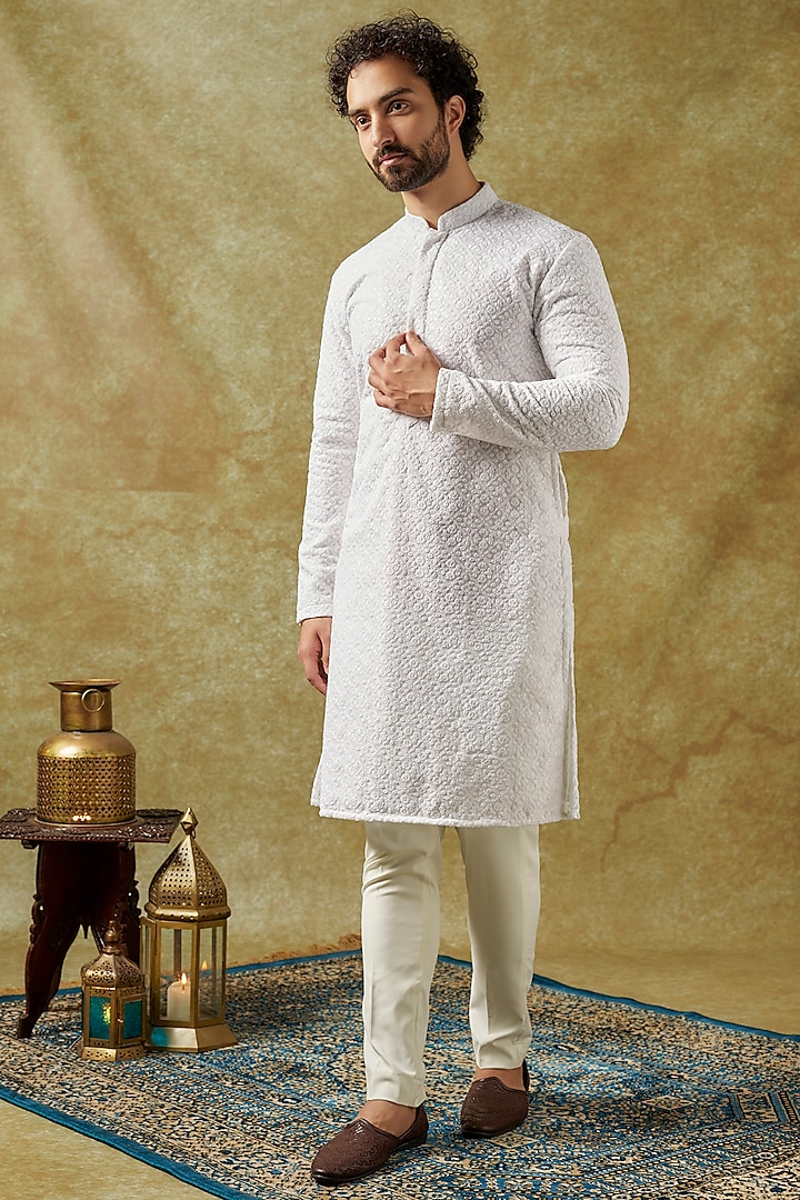 White Georgette Hand Embroidered Kurta Set by SVEN SUITS