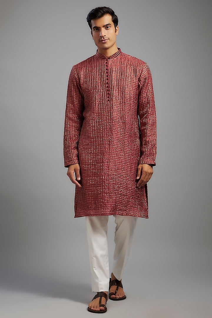 Red Silk Thread Embroidered Kurta Set by SVEN SUITS