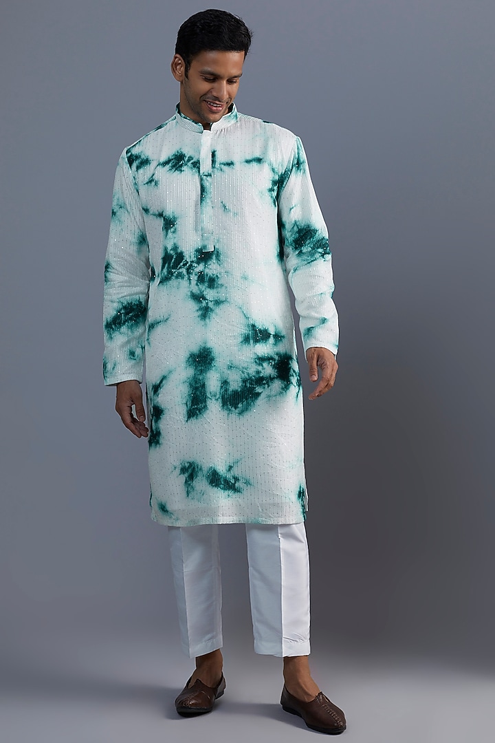 White & Green Silk Tie-Dye Kurta Set by SVEN SUITS at Pernia's Pop Up Shop