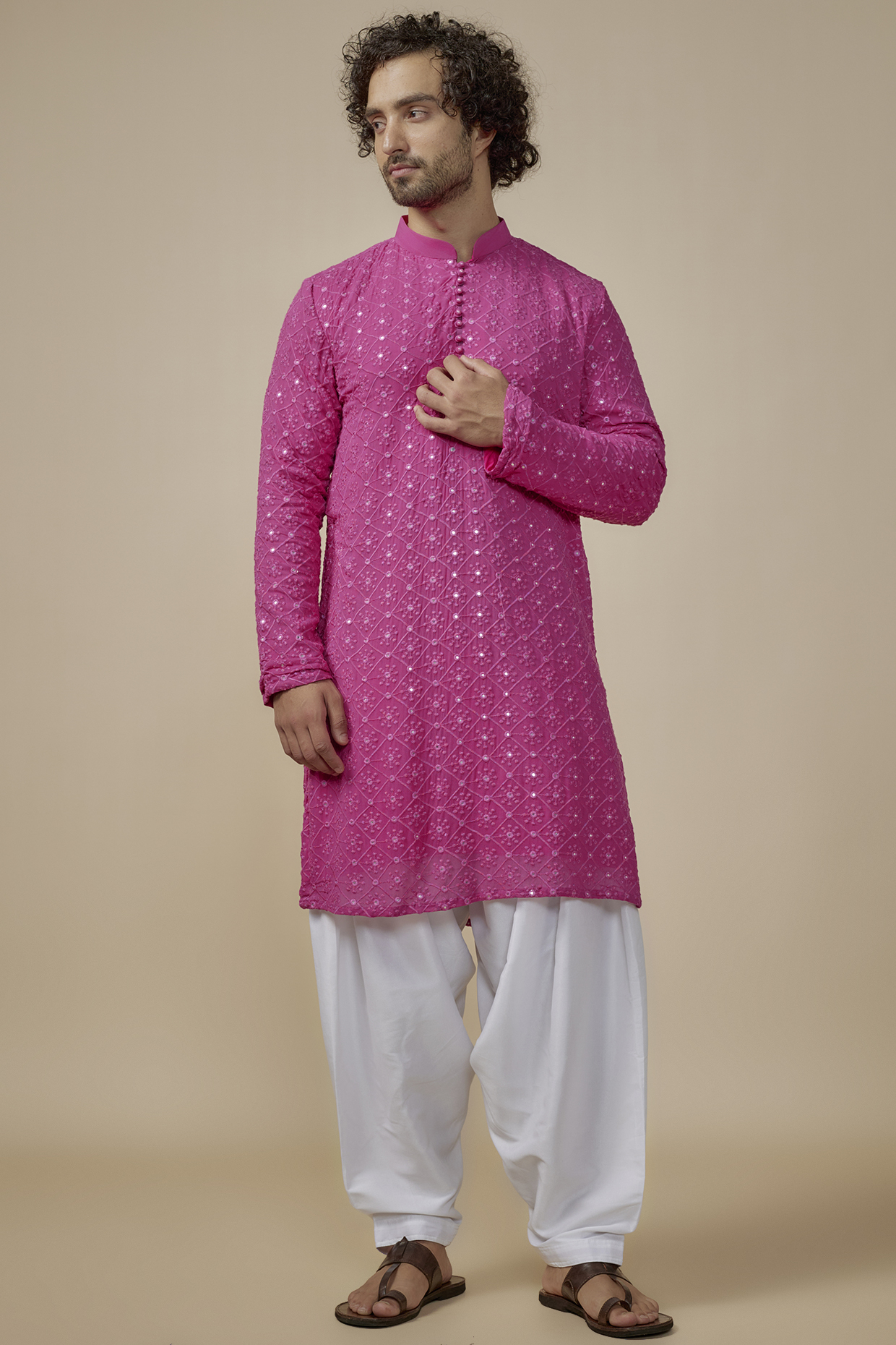 Bright Pink Georgette Thread Machine Embroidered Kurta Set by SVEN SUITS at Pernia's Pop Up Shop