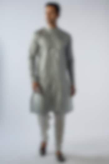 Green Silk Printed Kurta Set by SVEN SUITS at Pernia's Pop Up Shop