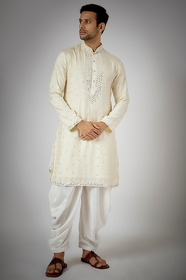 Ivory Faux Silk Embroidered Kurta Set by SVEN SUITS at Pernia's Pop Up Shop
