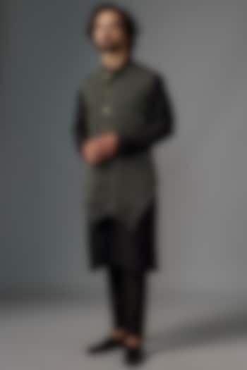 Black Faux Silk Cutdana Hand Embroidered Bundi Jacket Set by SVEN SUITS at Pernia's Pop Up Shop