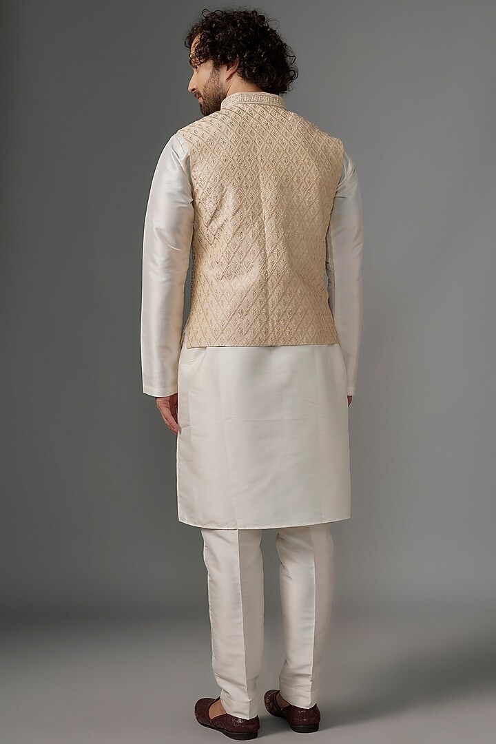 Cream Faux Silk Cutdana Embroidered Kurta Set by SVEN SUITS at Pernia's Pop Up Shop